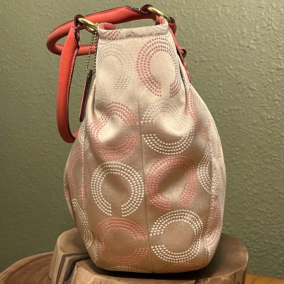 HTF COACH ASHLEY DOTTED OP ART SHOULDER TOTE - Picture 4 of 16